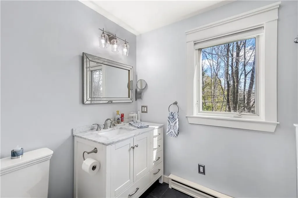613 Slocum Road Exeter RI 02874