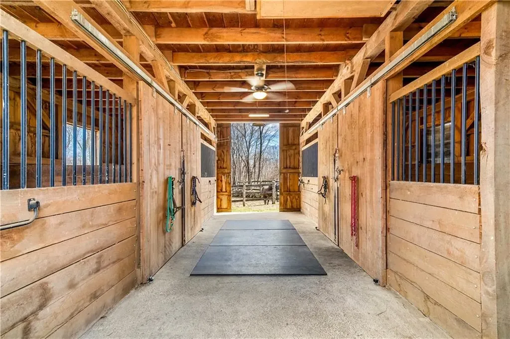 613 Slocum Road Exeter RI 02874