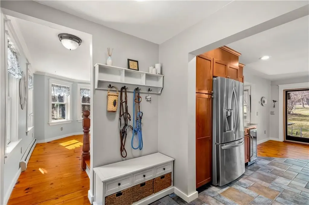 613 Slocum Road Exeter RI 02874
