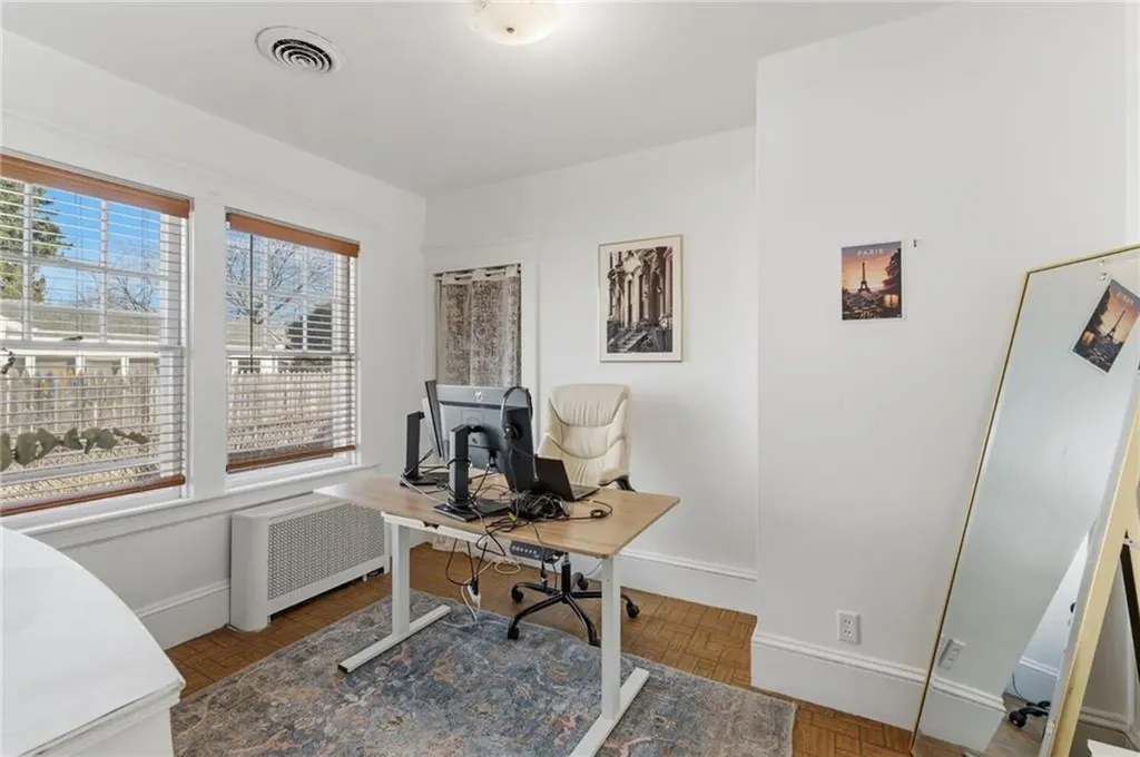 68 Packard Avenue Warwick RI 02886