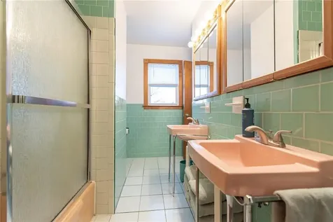 1020 Warwick Avenue Warwick RI 02888