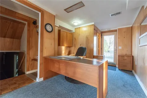 1020 Warwick Avenue Warwick RI 02888