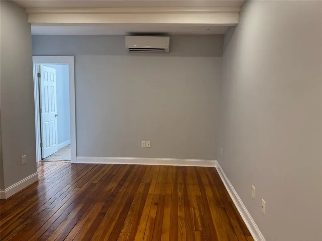 38 40 Freebody Street Newport RI 02840