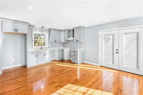 53 Christopher Street Providence RI 0294