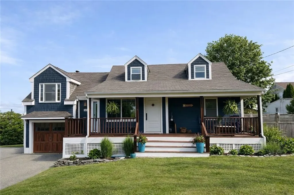 206 Reservoir Road Middletown RI 02842