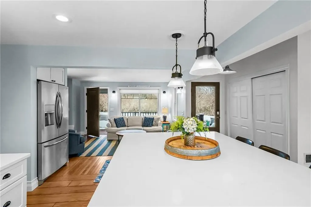 206 Reservoir Road Middletown RI 02842
