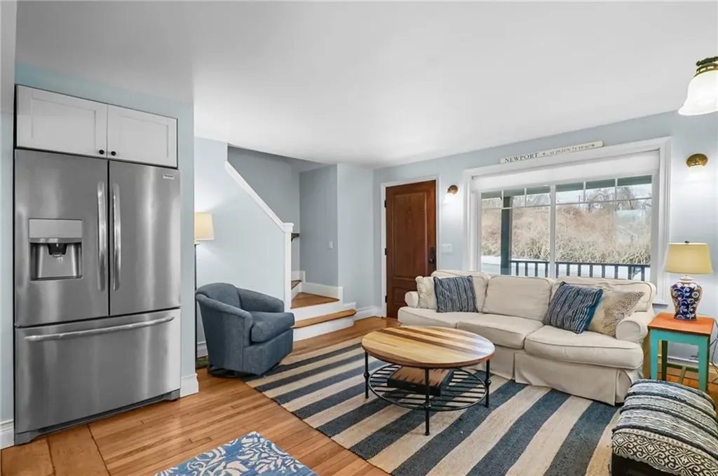206 Reservoir Road Middletown RI 02842