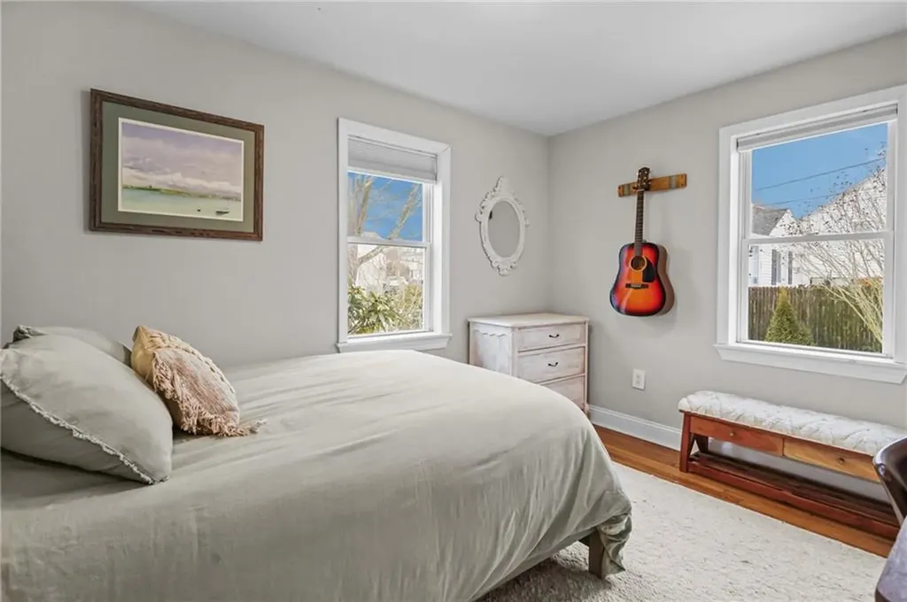 206 Reservoir Road Middletown RI 02842