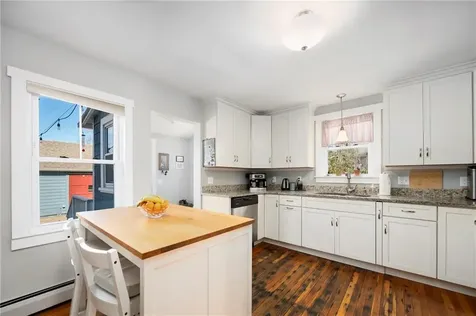 275 Usquepaugh Road South Kingstown RI 02892