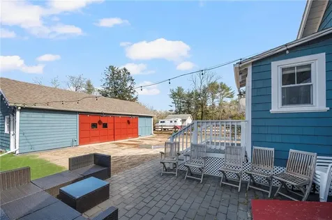 275 Usquepaugh Road South Kingstown RI 02892