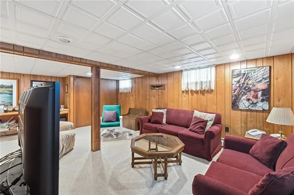 20 Reservoir Avenue Warren RI 02885