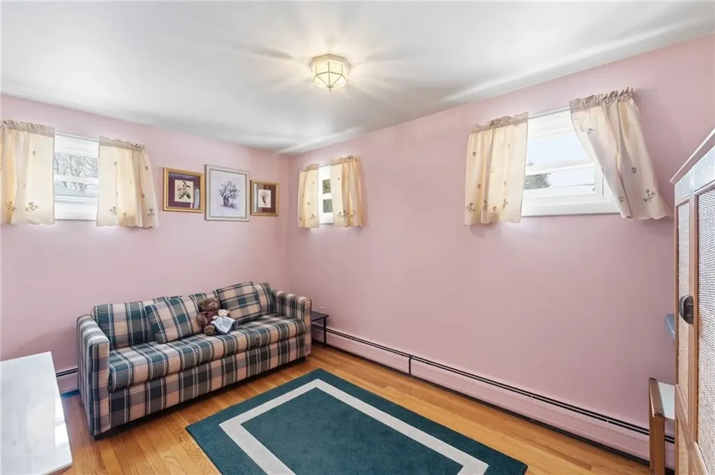 20 Reservoir Avenue Warren RI 02885