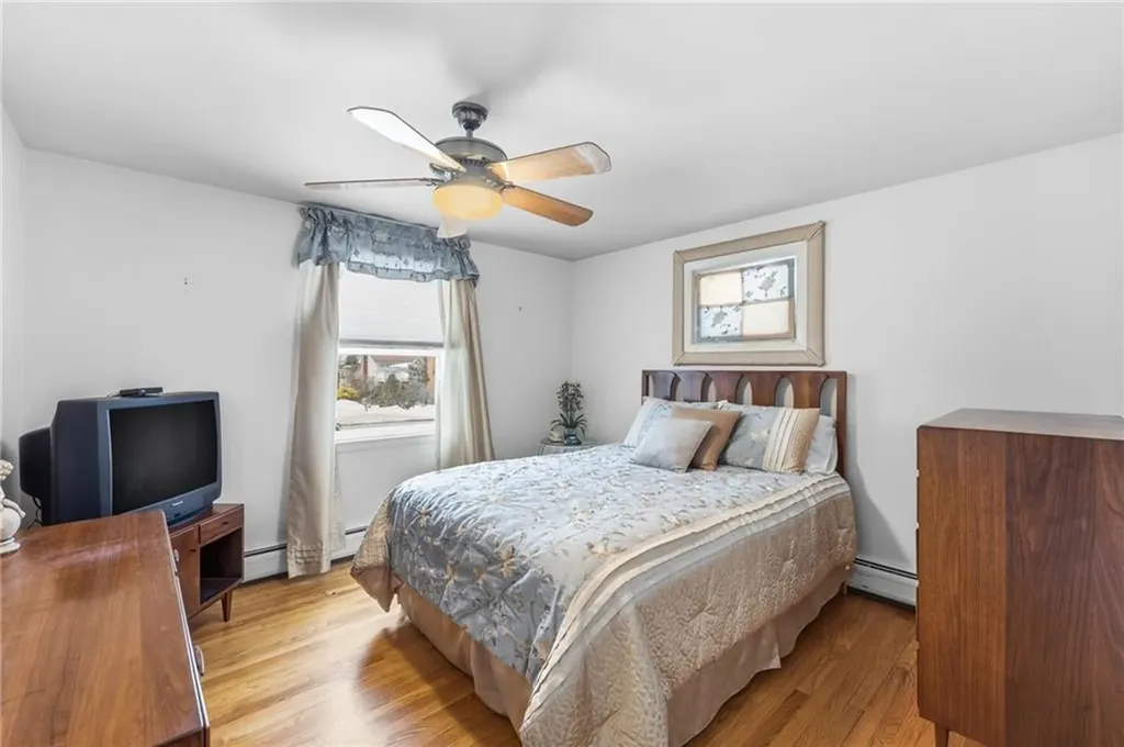 20 Reservoir Avenue Warren RI 02885