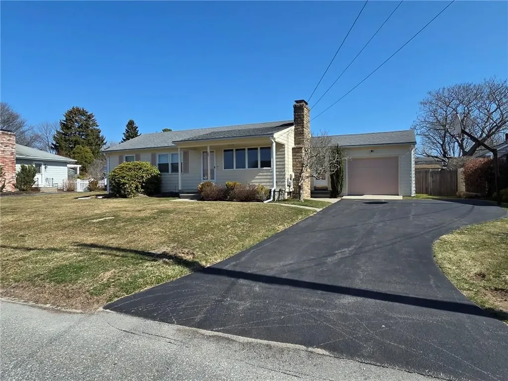 20 Reservoir Avenue Warren RI 02885