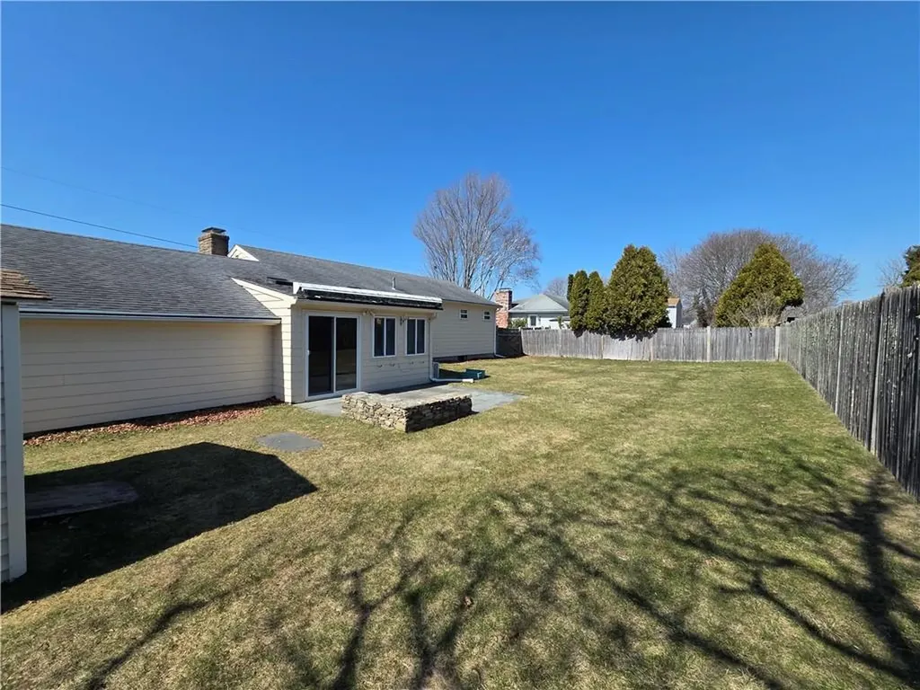 20 Reservoir Avenue Warren RI 02885