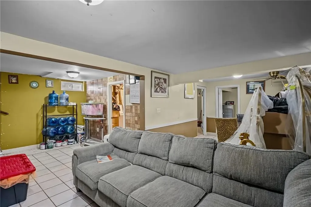 30 Touro Street Providence RI 02904