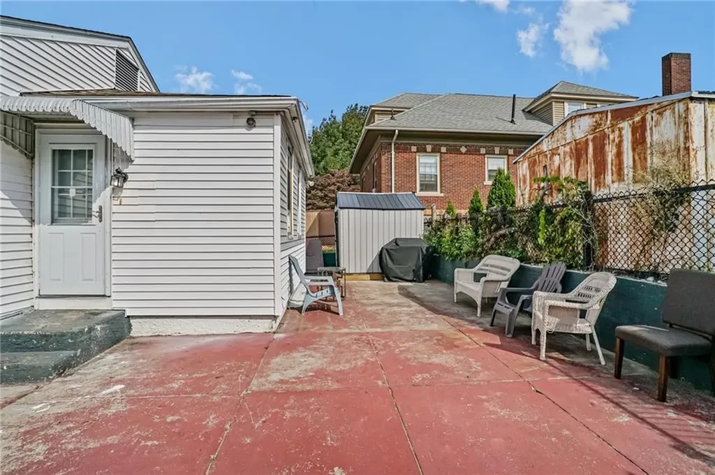 30 Touro Street Providence RI 02904