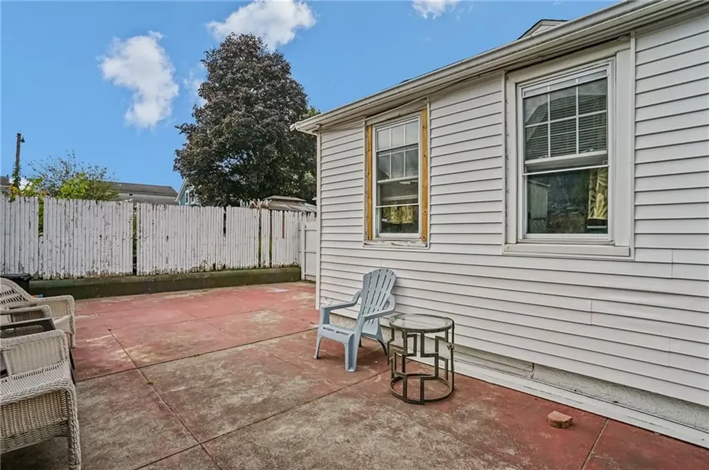 30 Touro Street Providence RI 02904