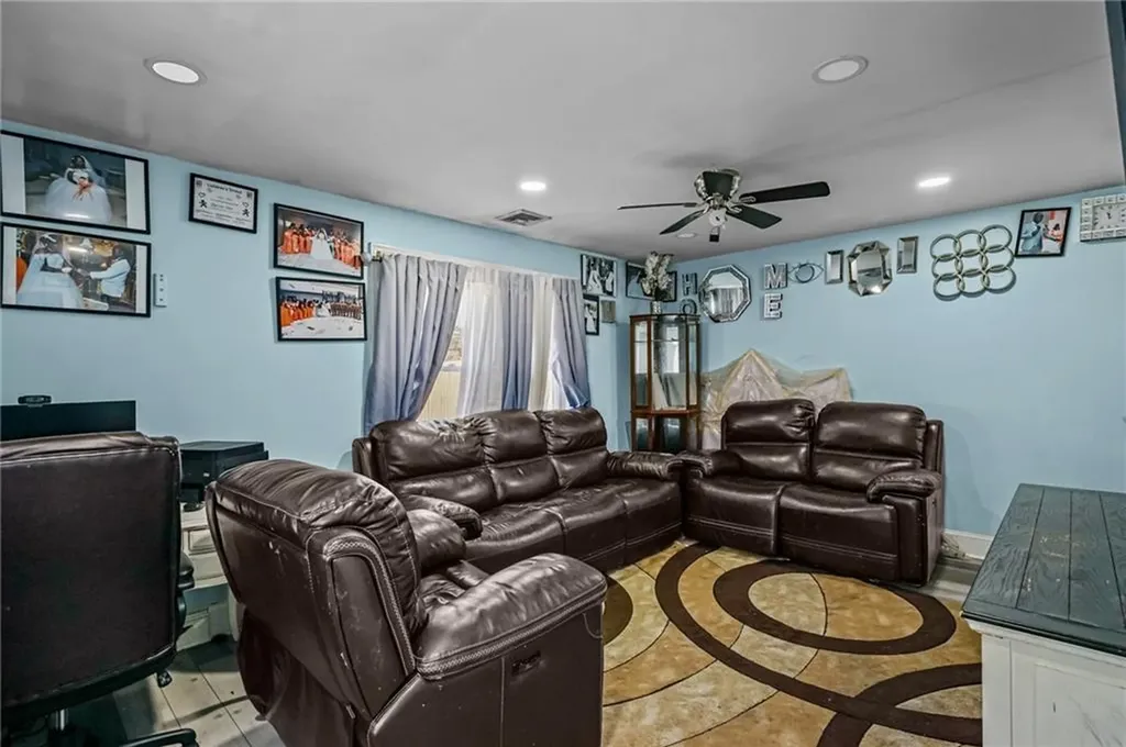 30 Touro Street Providence RI 02904