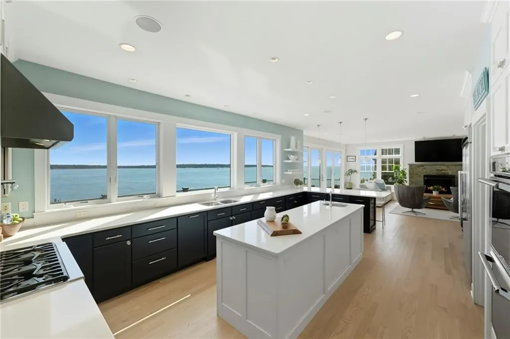 264 Col John Gardner Road Narragansett RI 02882