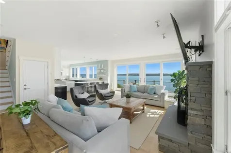 264 Col John Gardner Road Narragansett RI 02882