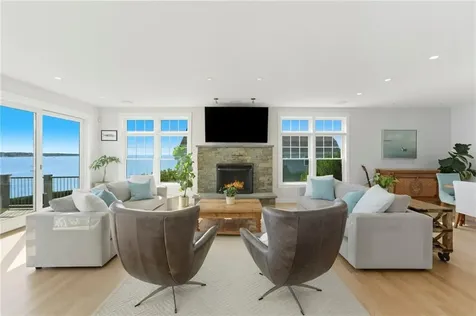 264 Col John Gardner Road Narragansett RI 02882