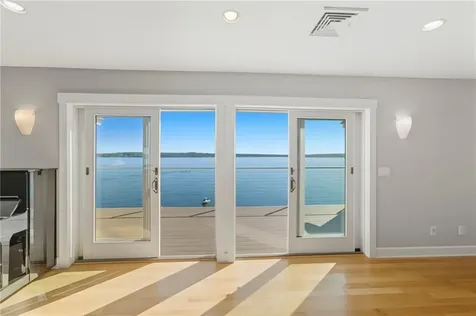 264 Col John Gardner Road Narragansett RI 02882