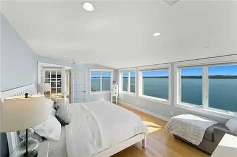 264 Col John Gardner Road Narragansett RI 02882