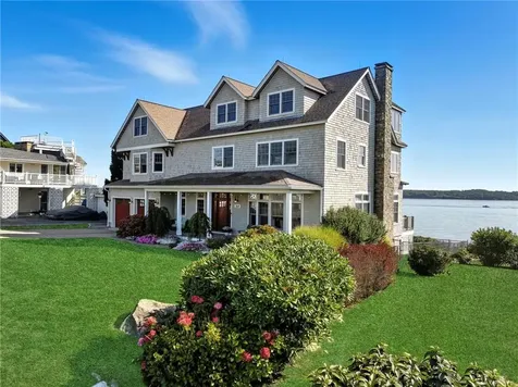 264 Col John Gardner Road Narragansett RI 02882