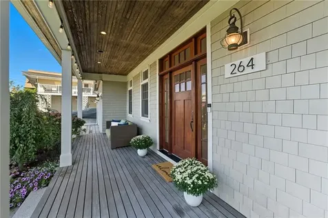 264 Col John Gardner Road Narragansett RI 02882