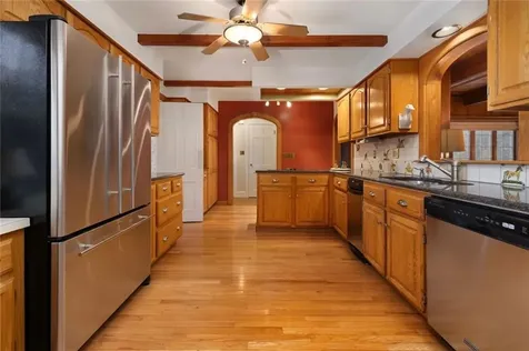 555 Great Road Lincoln RI 02865