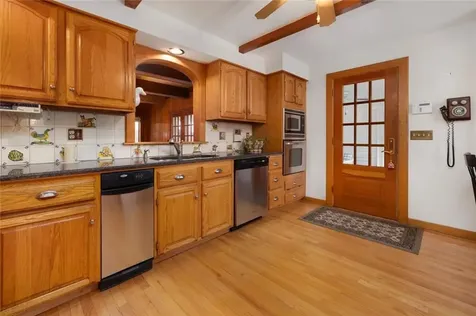 555 Great Road Lincoln RI 02865