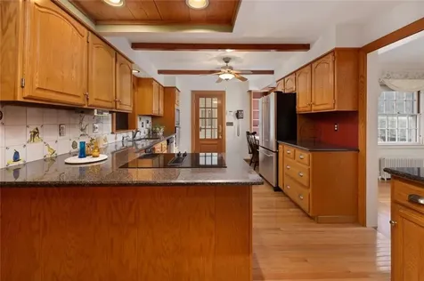 555 Great Road Lincoln RI 02865