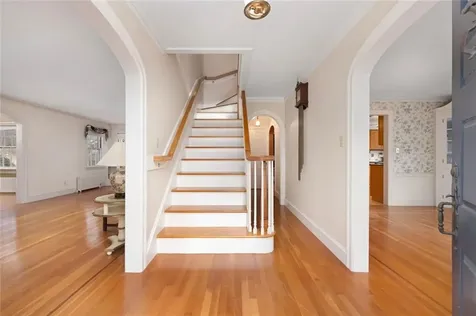 555 Great Road Lincoln RI 02865