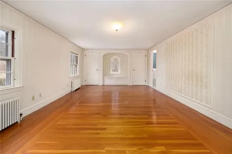 555 Great Road Lincoln RI 02865