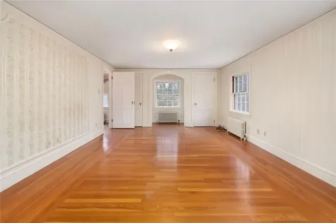 555 Great Road Lincoln RI 02865