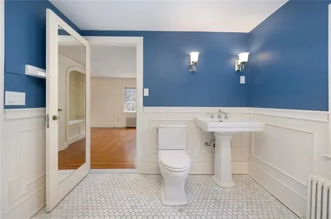 555 Great Road Lincoln RI 02865