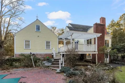 555 Great Road Lincoln RI 02865
