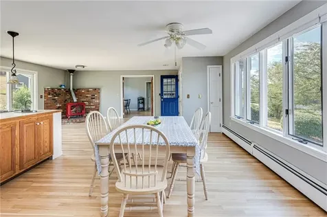22 Jh Dwyer Drive Middletown RI 02842