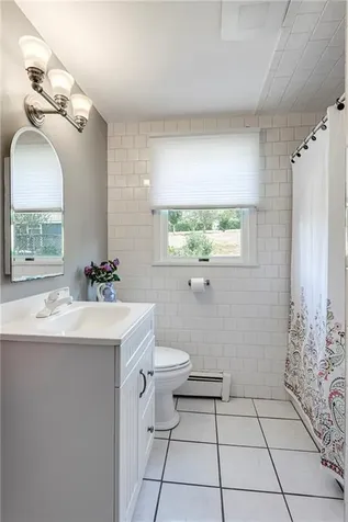 22 Jh Dwyer Drive Middletown RI 02842