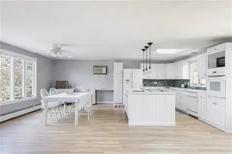 22 Jh Dwyer Drive Middletown RI 02842