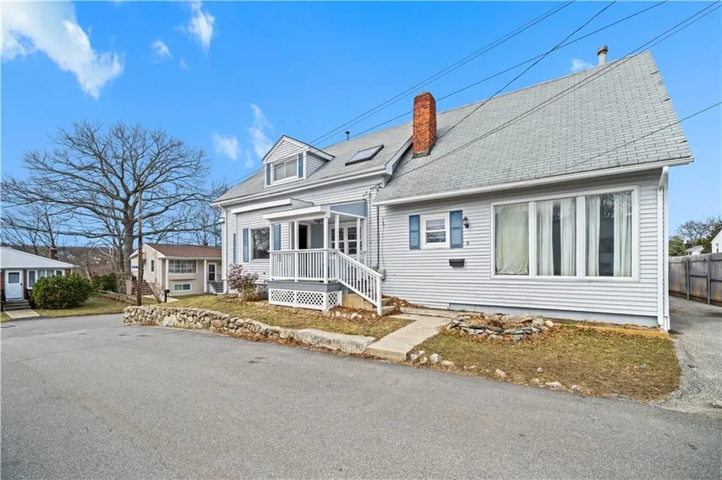 9 Bye Street North Providence RI 02911