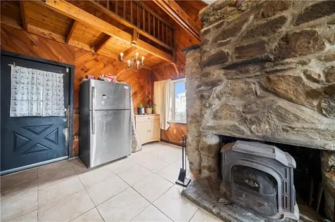 9 Bye Street North Providence RI 02911