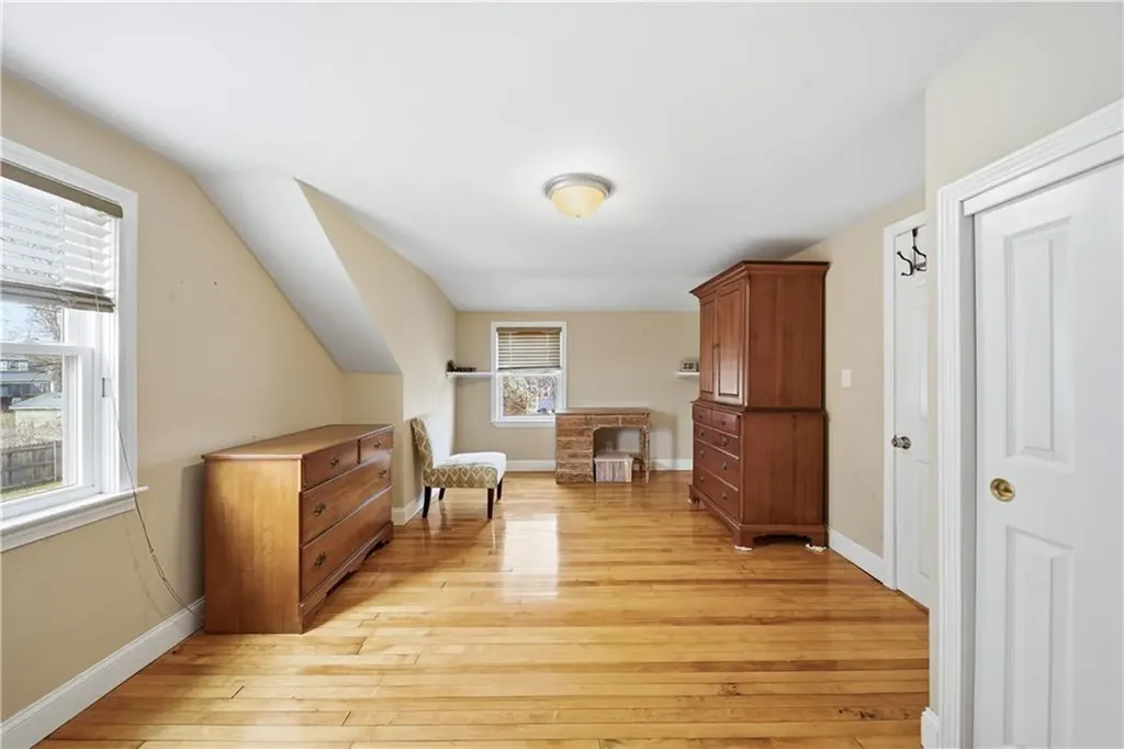 85 Gillan Avenue Warwick RI 02886