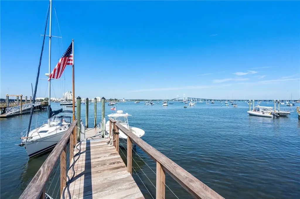 58 Washington Street Newport RI 02840