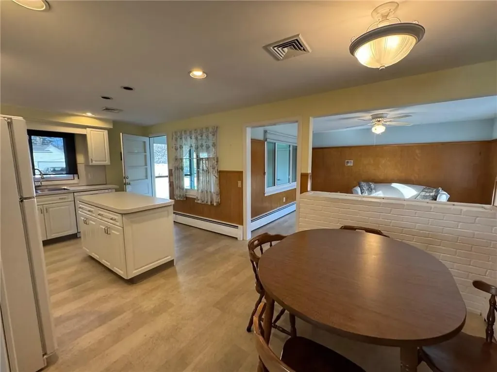 1047 Narragansett Parkway Warwick RI 02888