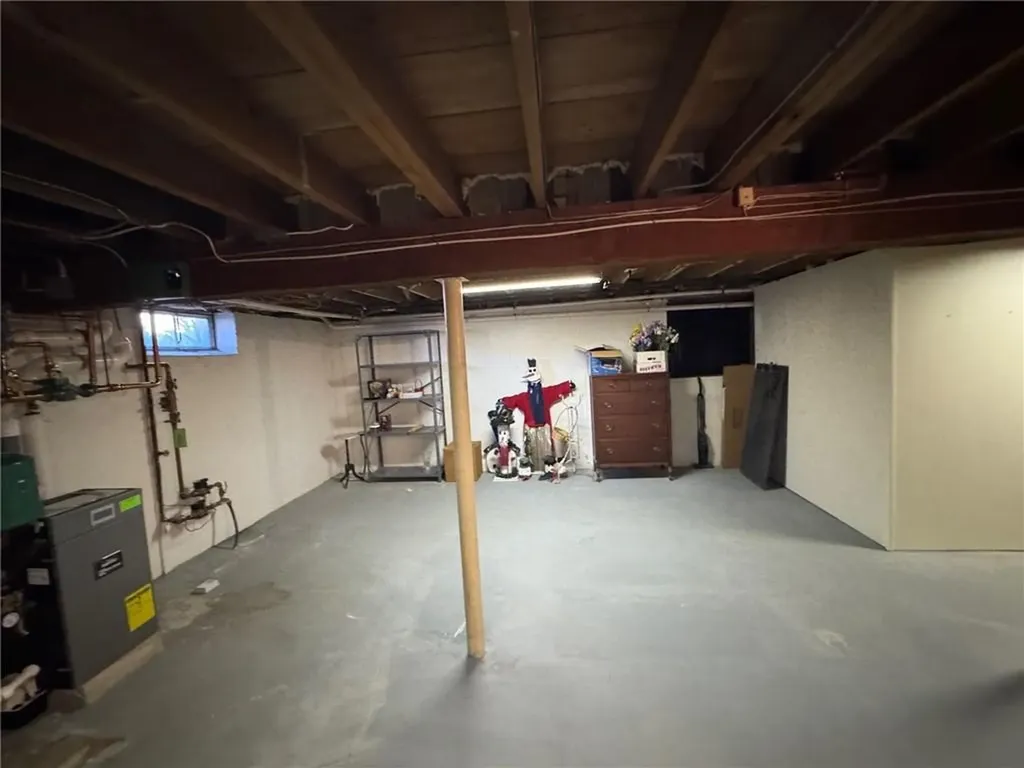 1047 Narragansett Parkway Warwick RI 02888