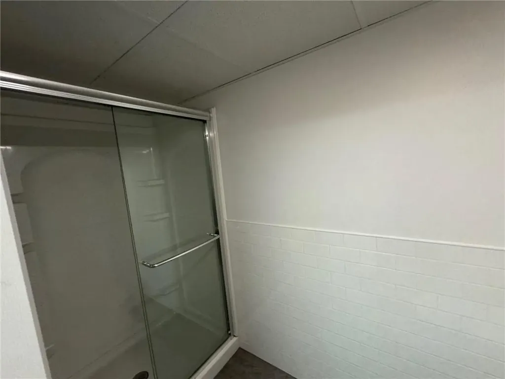 1047 Narragansett Parkway Warwick RI 02888