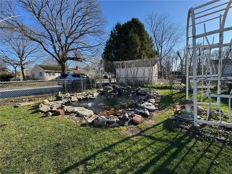 1047 Narragansett Parkway Warwick RI 02888