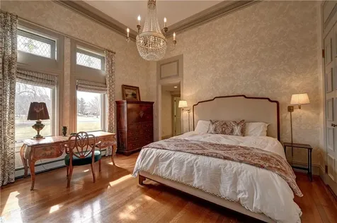 127 Harrison Avenue Newport RI 02840
